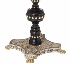 Pamono 19th Century Anglo-Indian Miniature Game Table with Chess Pieces, Set of 33 New