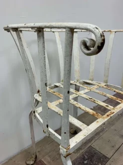 Pamono 19th Century English Wrought Iron Garden Chair with Rounded Back Best