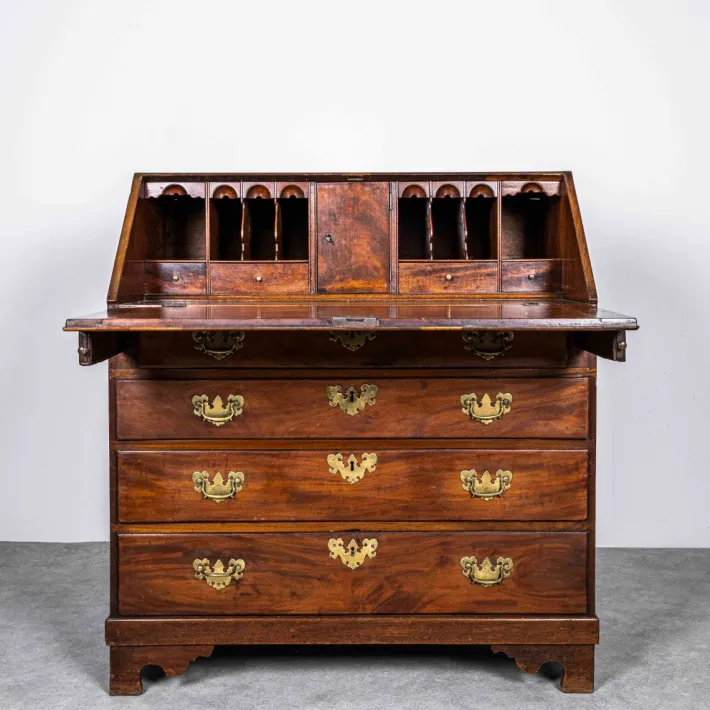 Pamono 18th Century Georgian Walnut Bureau Secretary Online