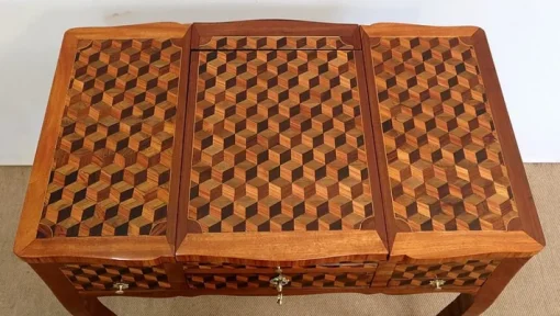 Pamono 18th Century Marquetry Dressing Table in Wood Online