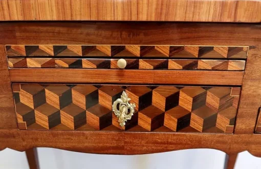 Pamono 18th Century Marquetry Dressing Table in Wood Online