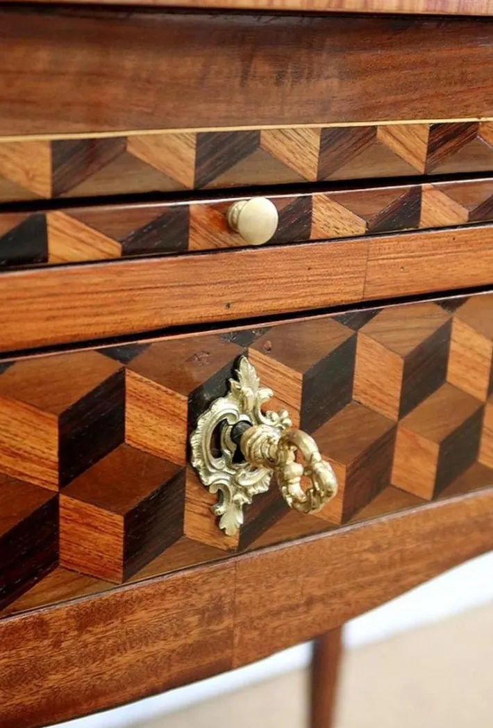 Pamono 18th Century Marquetry Dressing Table in Wood Online
