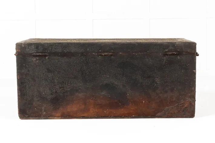 Pamono 17th Century Spanish Leather Chest