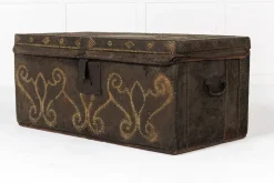 Pamono 17th Century Spanish Leather Chest