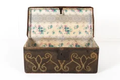 Pamono 17th Century Spanish Leather Chest