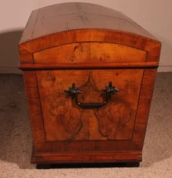 Pamono 18th Century Walnut and Burl Chest Hot