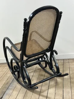 Pamono Thonet Rocking Chair in Blackened Curved Wood and Cane, 1900s by Michael Thonet, 1890s Outlet