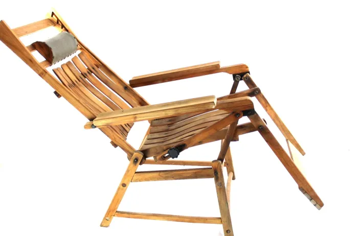 Pamono Thonet Siesta Medical Deck Chair by Hans and Wassili Luckhardt for Gebrüder Thonet, 1938 New