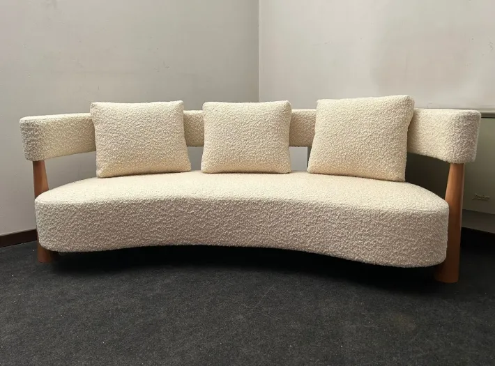 Pamono Three-Seater Sofa with Conical Legs in White Bouclé Wood, 2000s