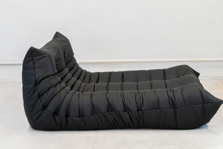 Pamono Togo Chaise Lounge in Black Leather byy Michel Ducaroy for Ligne Roset, 1974 Sale