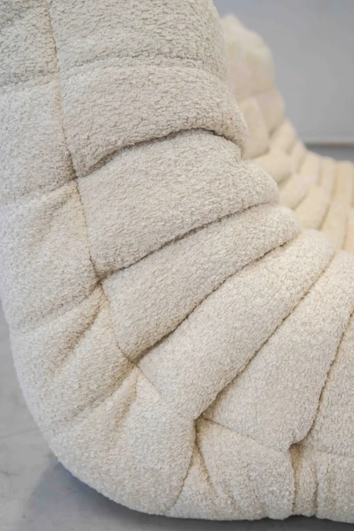 Pamono Togo Chaise Lounge in Bouclette White Fabric attributed to Michel Ducaroy for Ligne Roset, 1974 Sale