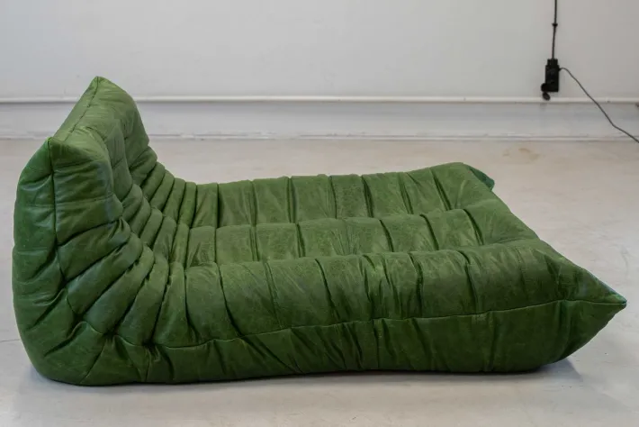 Pamono Togo Chaise Lounge in Greenleather attributed to Michel Ducaroy for Ligne Roset, 1974 Online