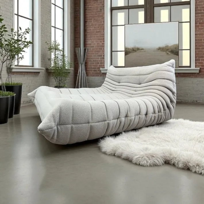 Pamono Togo Chaise Lounge in Grey Fabric by Michel Ducaroy for Ligne Roset Discount