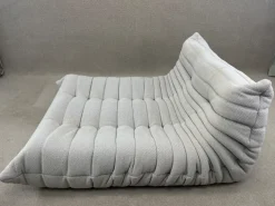 Pamono Togo Chaise Lounge in Grey Fabric by Michel Ducaroy for Ligne Roset Discount