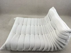 Pamono Togo Chaise Lounge in Grey Fabric by Michel Ducaroy for Ligne Roset Discount