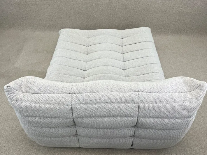 Pamono Togo Chaise Lounge in Grey Fabric by Michel Ducaroy for Ligne Roset Discount