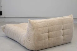 Pamono Togo Chaise Lounge in White Curduroy Fabric attributed to Michel Ducaroy for Ligne Roset, 1974 Clearance