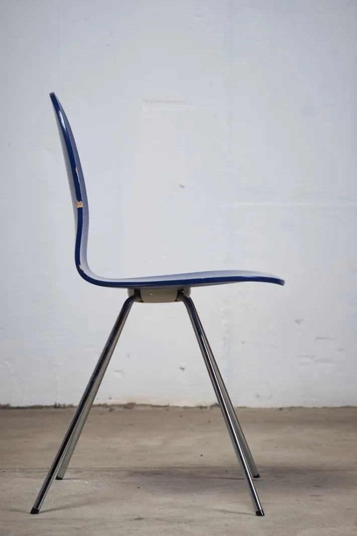 Pamono Tongue Chair by Arne Jacobsen for Fritz Hansen, 1970s Online