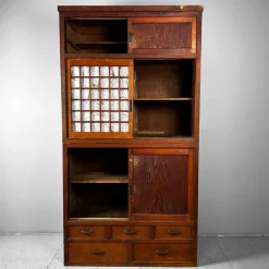 Pamono Traditional Japanese Tansu Storage Cabinet, 1920s, Set of 2 Outlet