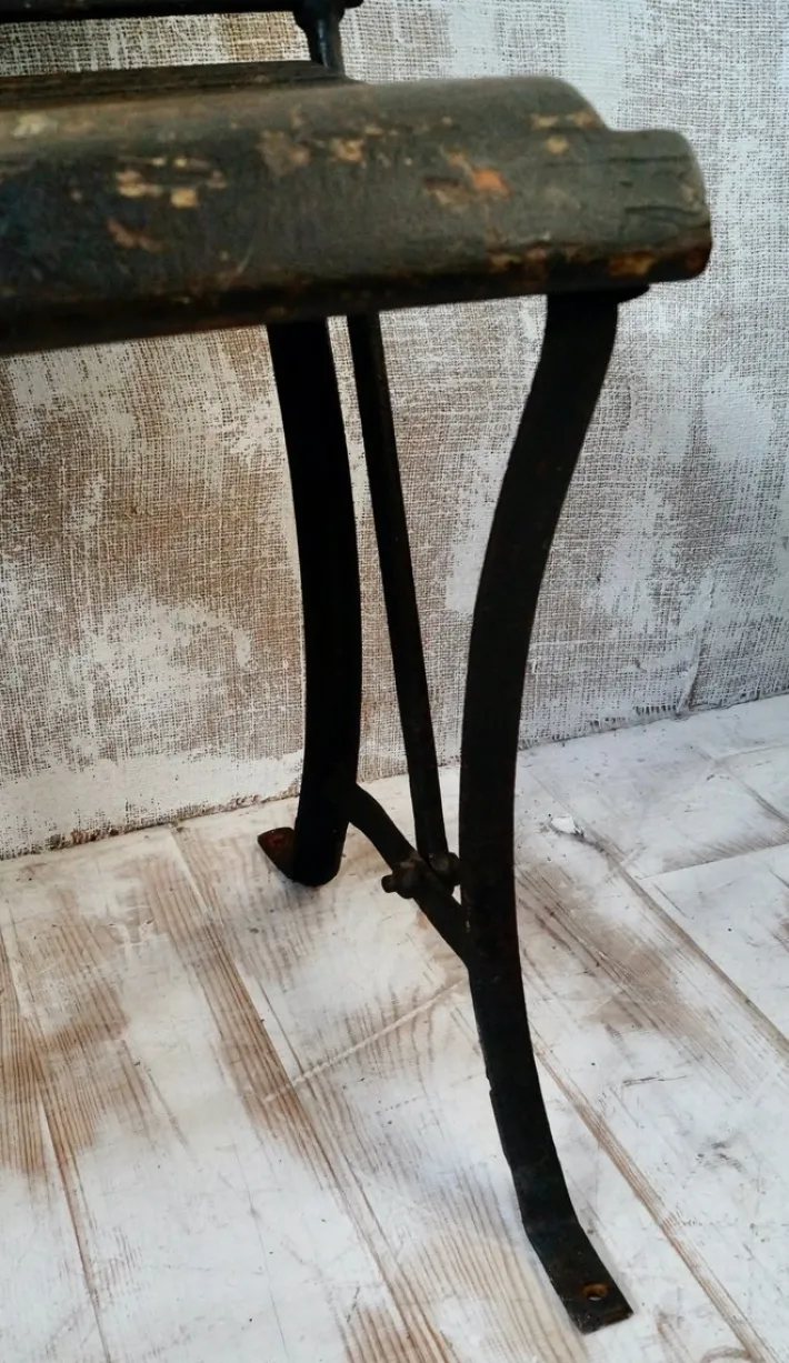 Pamono Tram Seat Clearance