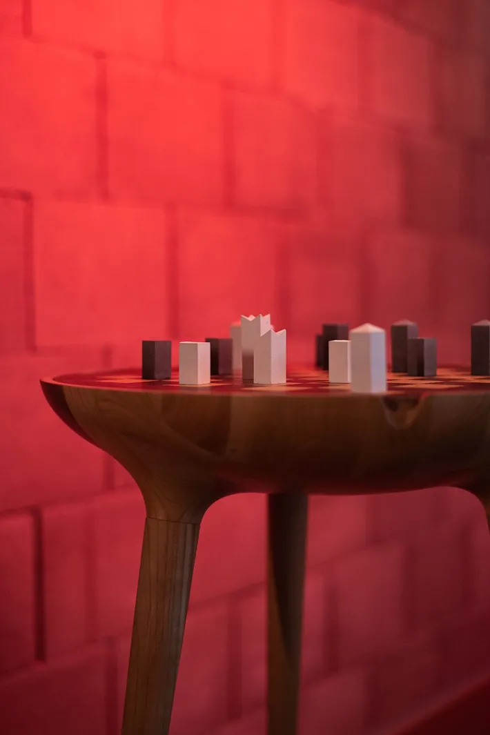 Pamono Trojan XXI Chess Table from Futuro Studio, 2021, Set of 33 Online