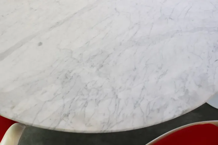 Pamono Tulip Dining Table and Chairs by Eero Saarinen for Knoll, 1960s, Set of 7 Clearance