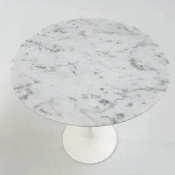 Pamono Tulip Side Table in Marble by Eero Saarinen for Knoll, 1970s Discount