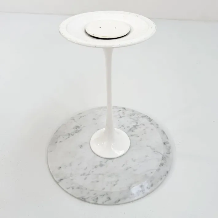 Pamono Tulip Side Table in Marble by Eero Saarinen for Knoll, 1970s Discount
