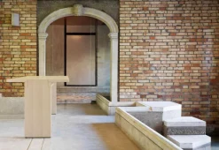 Pamono Valmanara Table attributed to Carlo Scarpa for Simon International, 1970s Online