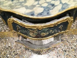 Pamono Venezian Wooden Green Lacquered Commode with Fantasy Birds and Flowers, 1750 Clearance