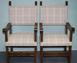 Pamono Victorian Armchairs with Carved Wood Detail, Set of 2 Hot