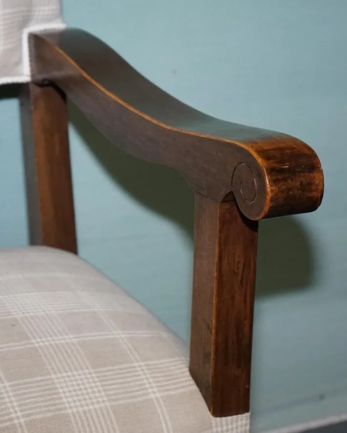 Pamono Victorian Armchairs with Carved Wood Detail, Set of 2 Hot