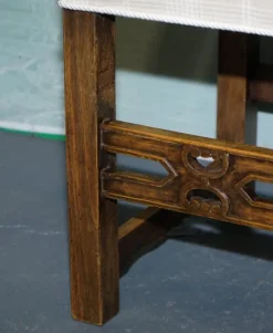 Pamono Victorian Armchairs with Carved Wood Detail, Set of 2 Hot