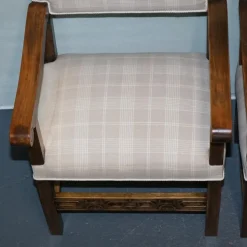 Pamono Victorian Armchairs with Carved Wood Detail, Set of 2 Hot