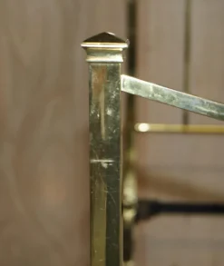 Pamono Victorian Brass Bed Frame with Original Porcelain Castors, 1840s Outlet