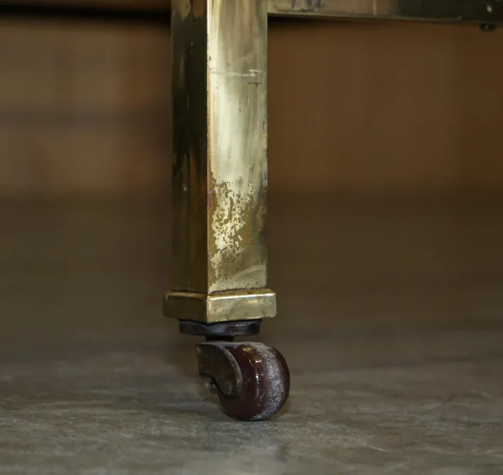 Pamono Victorian Brass Bed Frame with Original Porcelain Castors, 1840s Outlet