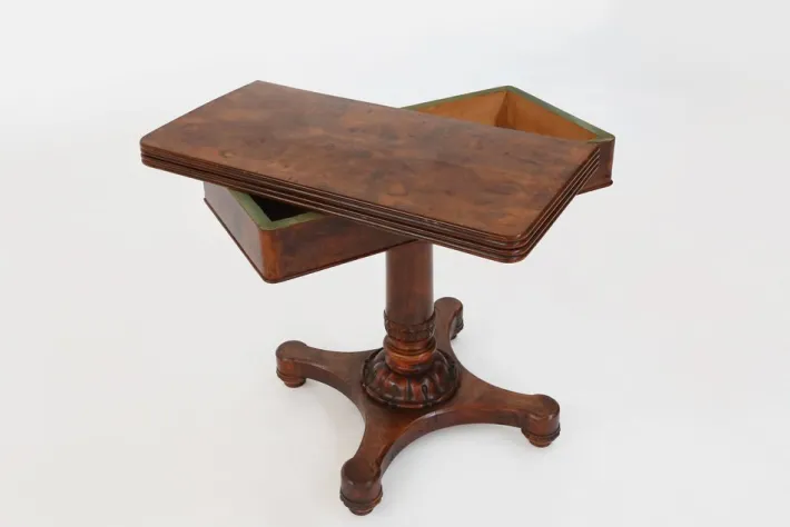 Pamono Victorian Burl Wood Folding Card Table, 19th Century Outlet