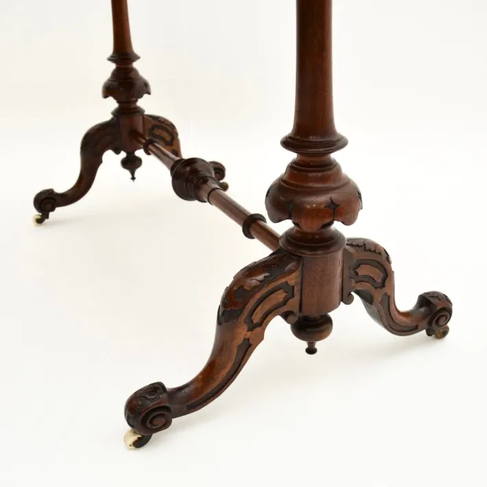 Pamono Victorian Burr Walnut Occasional Table, 1860s Hot
