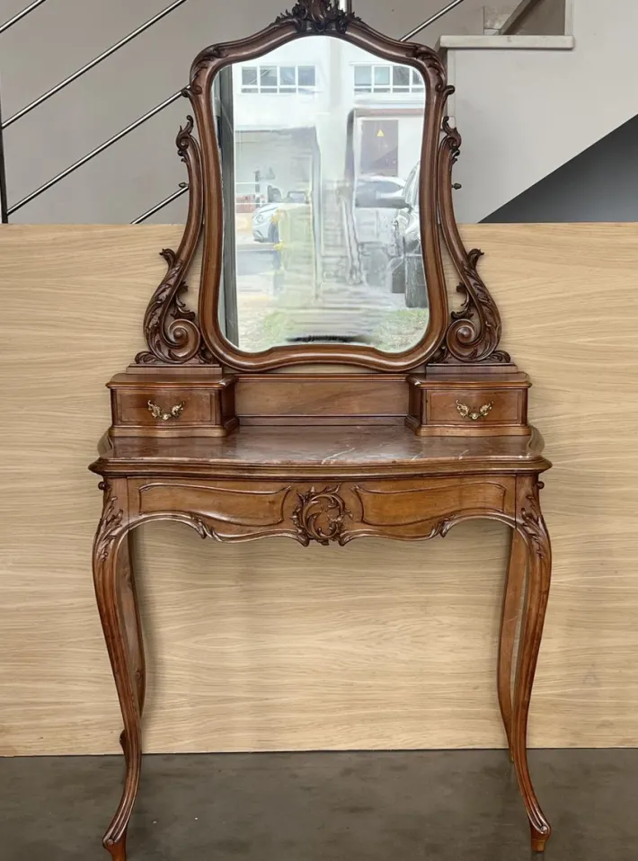 Pamono Victorian Carved Mahogany Dresser Table with Attached Mirror, 1850 Sale