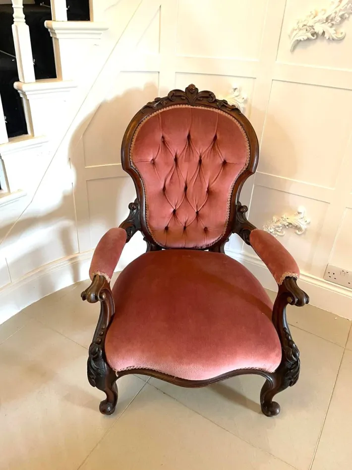 Pamono Victorian Carved Walnut 3 Piece Suite, 1860s, Set of 3 Sale