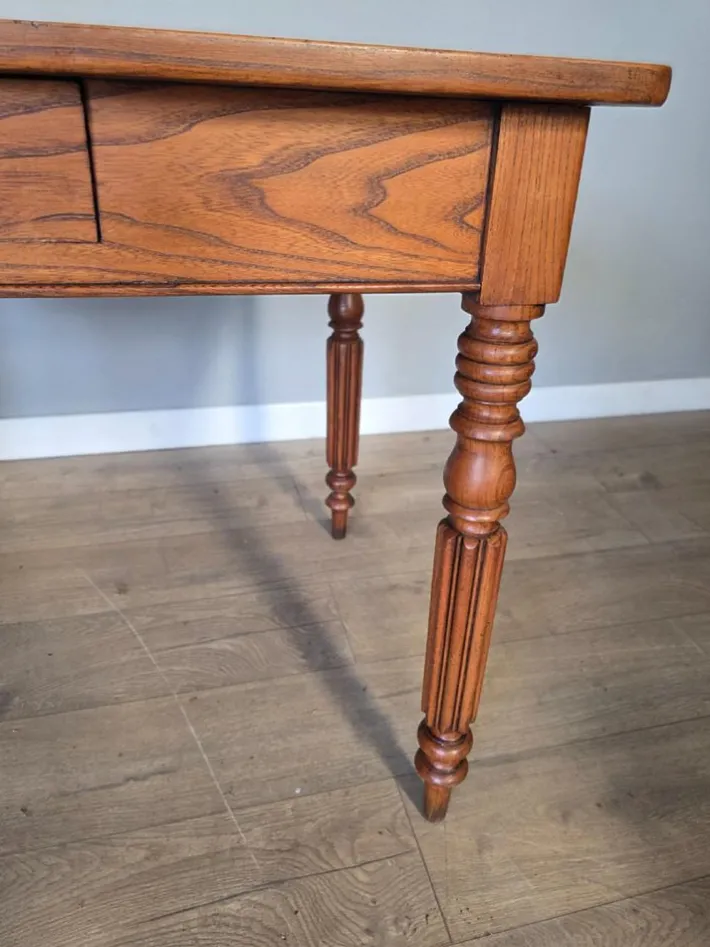 Pamono Victorian Country Elm Side Table