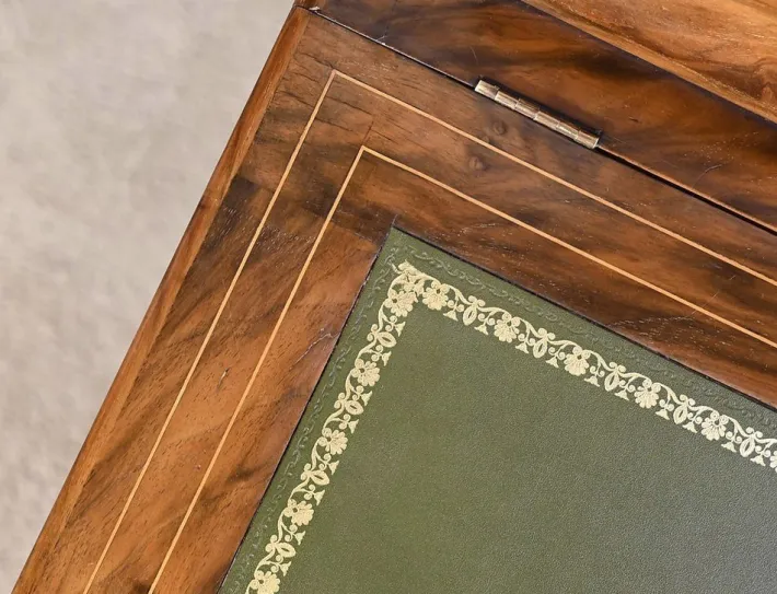 Pamono Victorian Davenport Secretaire in Walnut, England Outlet