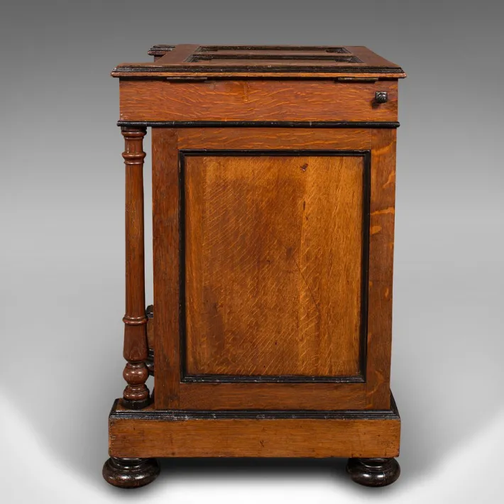 Pamono Victorian English Artists Materials Table in Oak by Roberson & Co, 1870s New