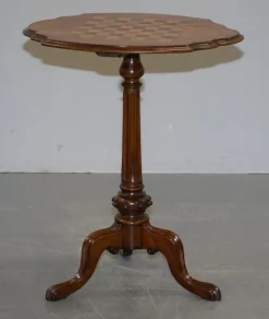 Pamono Victorian Inlaid Walnut & Hardwood Chess Table with Ornate Legs, 1880s Sale