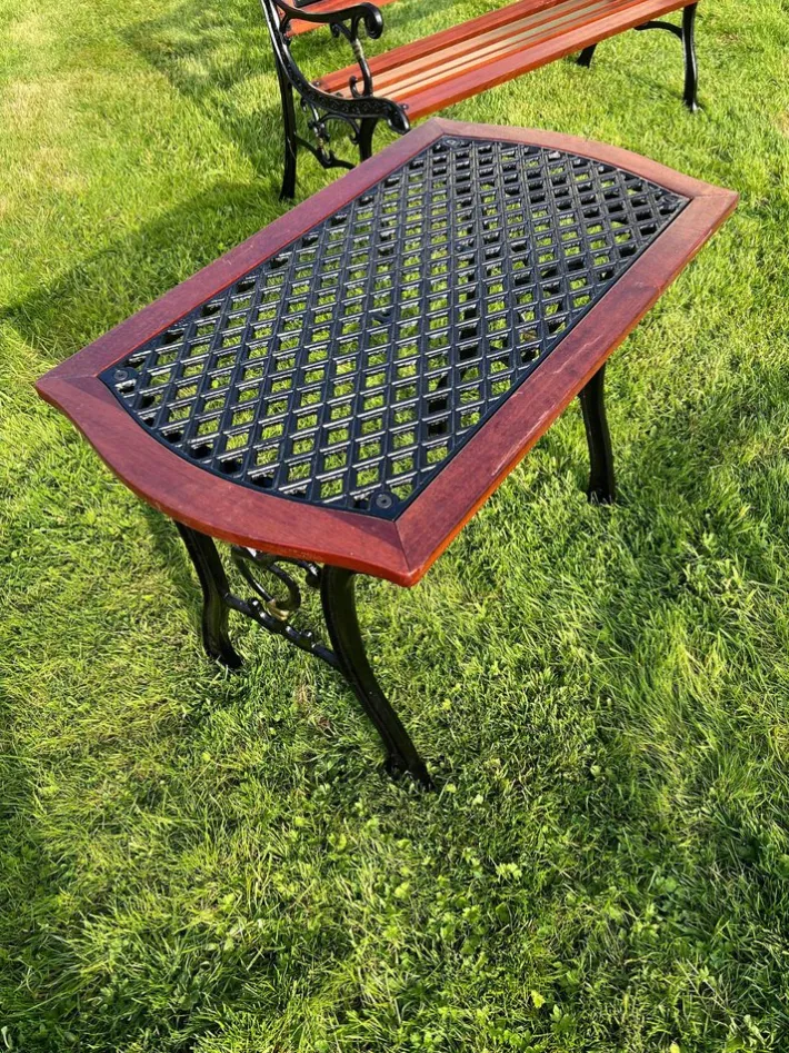Pamono Victorian Mahogany and Cast Iron Garden Coffee Table Hot