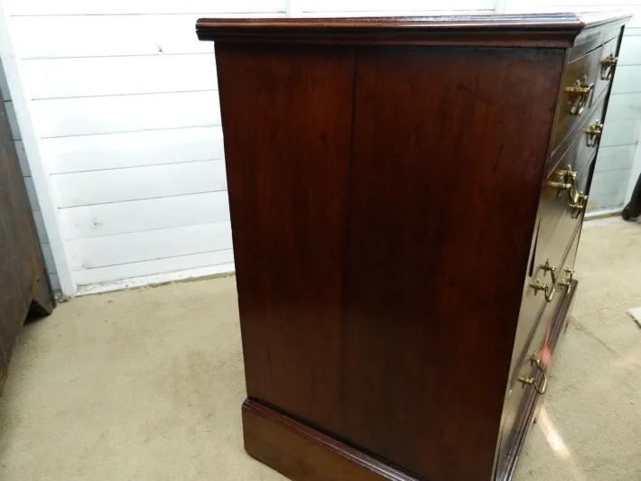 Pamono Victorian Mahogany Chest of Drawers, 1890s