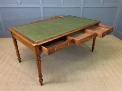 Pamono Victorian Mahogany 6-Drawer Writing Table, 1880s Clearance