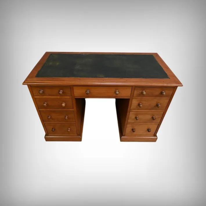 Pamono Victorian Mahogany Pedestal Desk, England, Late 19th Century Hot