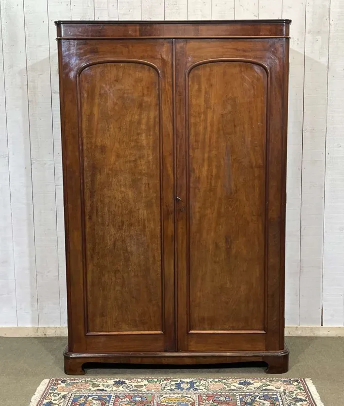 Pamono Victorian Mahogany Wardrobe, 19th Century Online