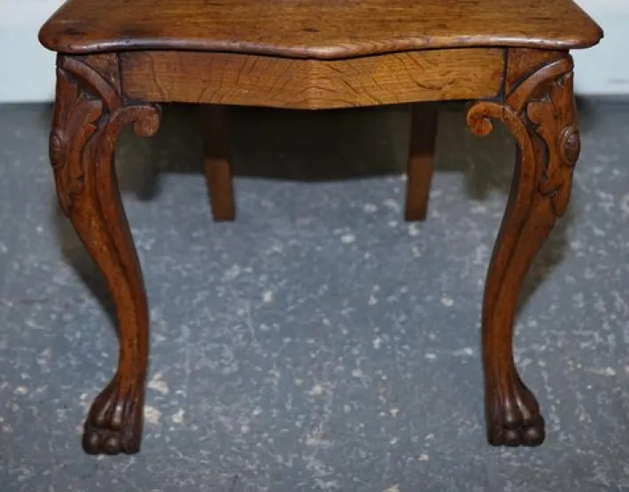 Pamono Victorian Oak Carved Hallway Chairs with Lion Paw Feet, Set of 2 Hot